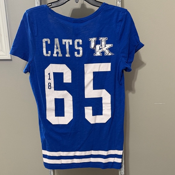 PINK Victoria's Secret Royal Blue V-Neck Tee with Pocket Text - Picture 4 of 4